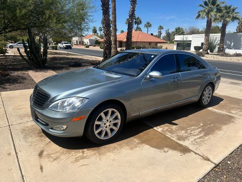 Used 2008 Mercedes-Benz S 550 4MATIC image 6