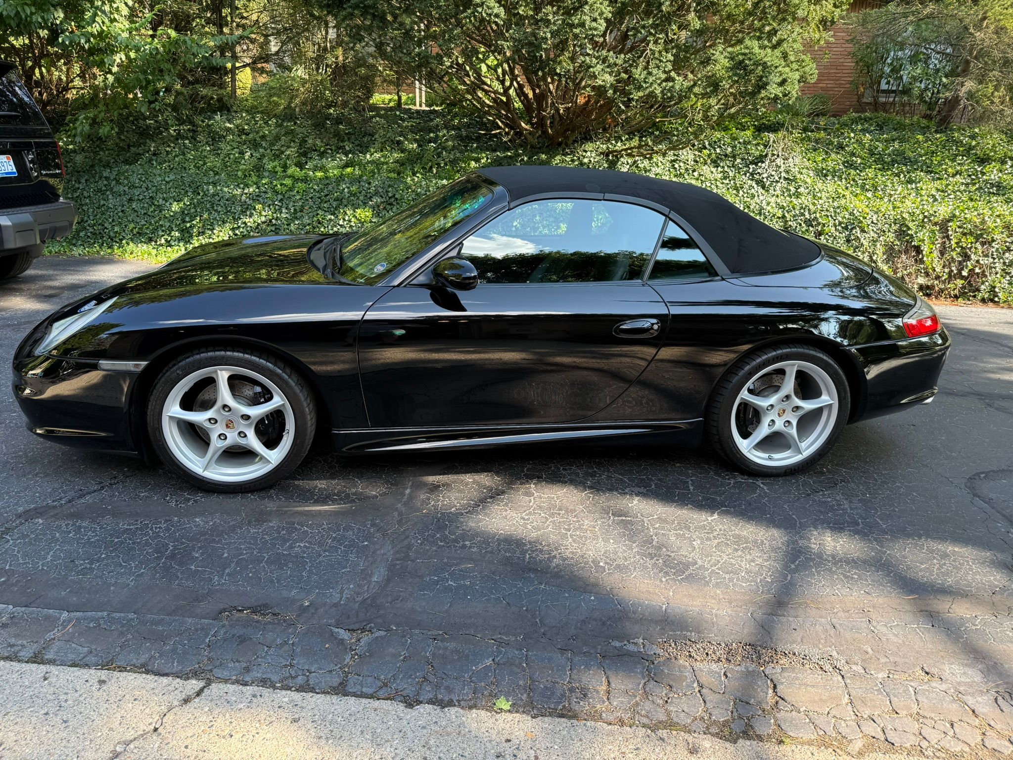 Used 2003 Porsche 911 Cabriolet image 1