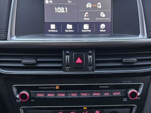 Used 2018 Kia Optima S w/ Panoramic Sunroof Package image 18