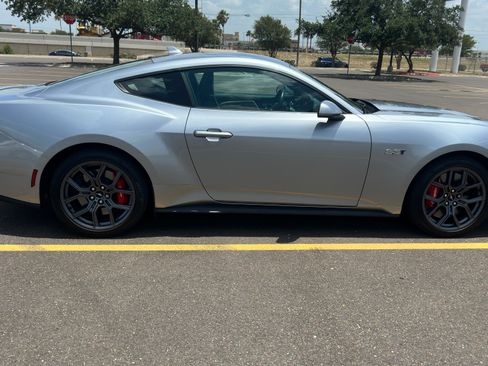 Used 2024 Ford Mustang Premium w/ 2.3L High Performance Package image 4