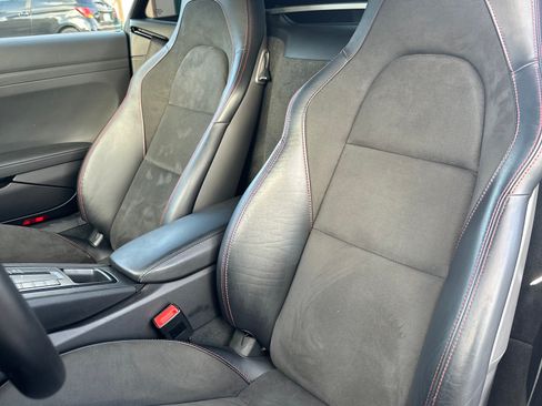 Used 2020 Porsche 718 Cayman S RWD image 14
