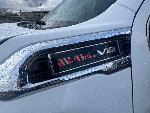 Used 2023 GMC Sierra 3500 SLE w/ SLE Value Package image 6