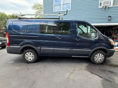 Used 2016 Ford Transit 250 130 Low Roof w/ Exterior Upgrade Package RWD image 2
