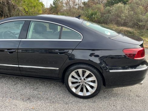 Used 2013 Volkswagen CC Lux image 8