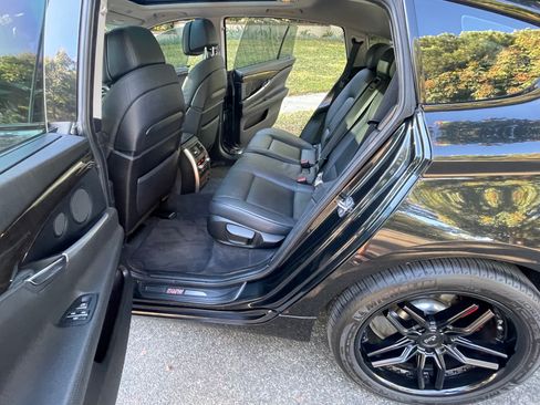 Used 2011 BMW 535i Gran Turismo image 19