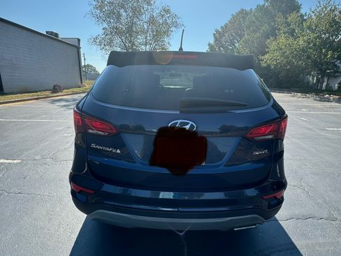 Used 2018 Hyundai Santa Fe Sport image 2