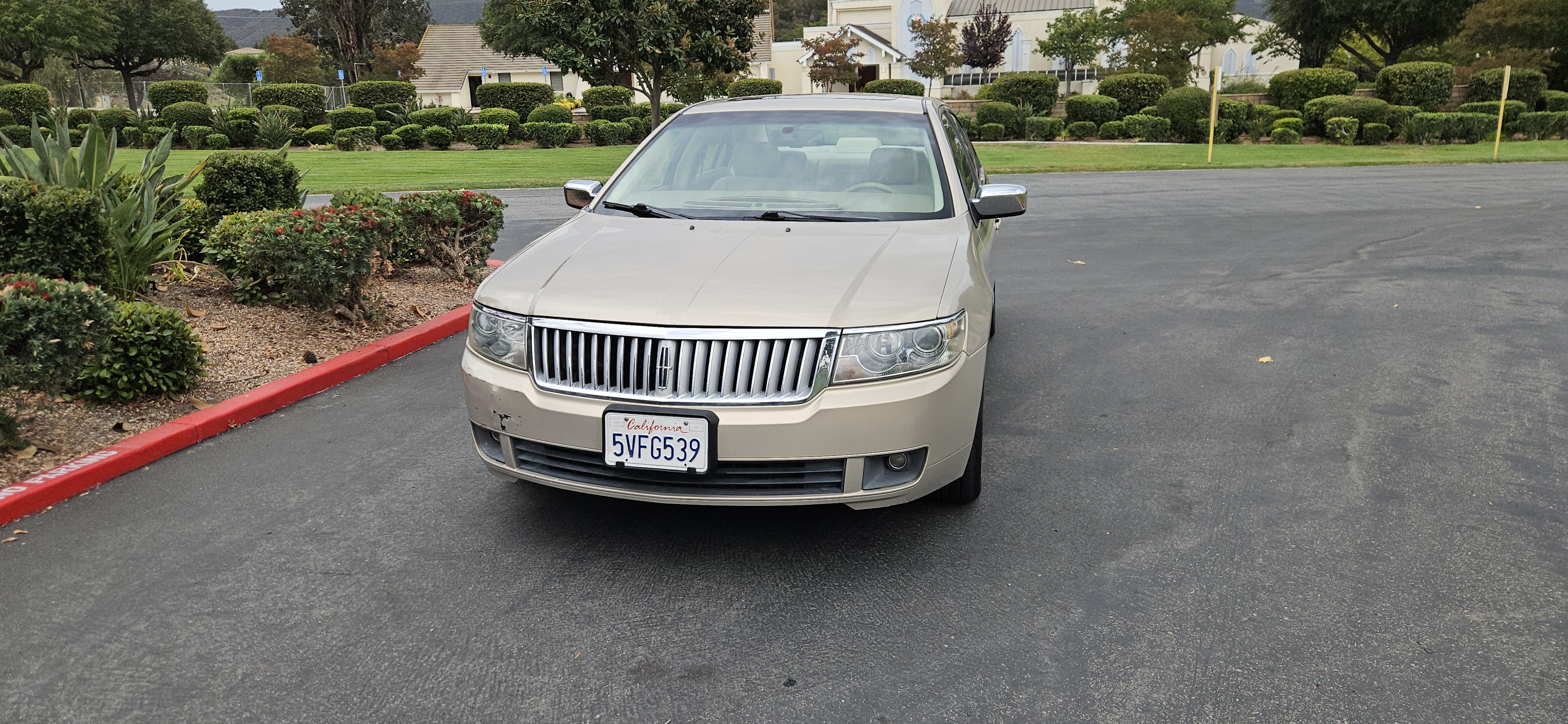 Used 2006 Lincoln Zephyr FWD image 1