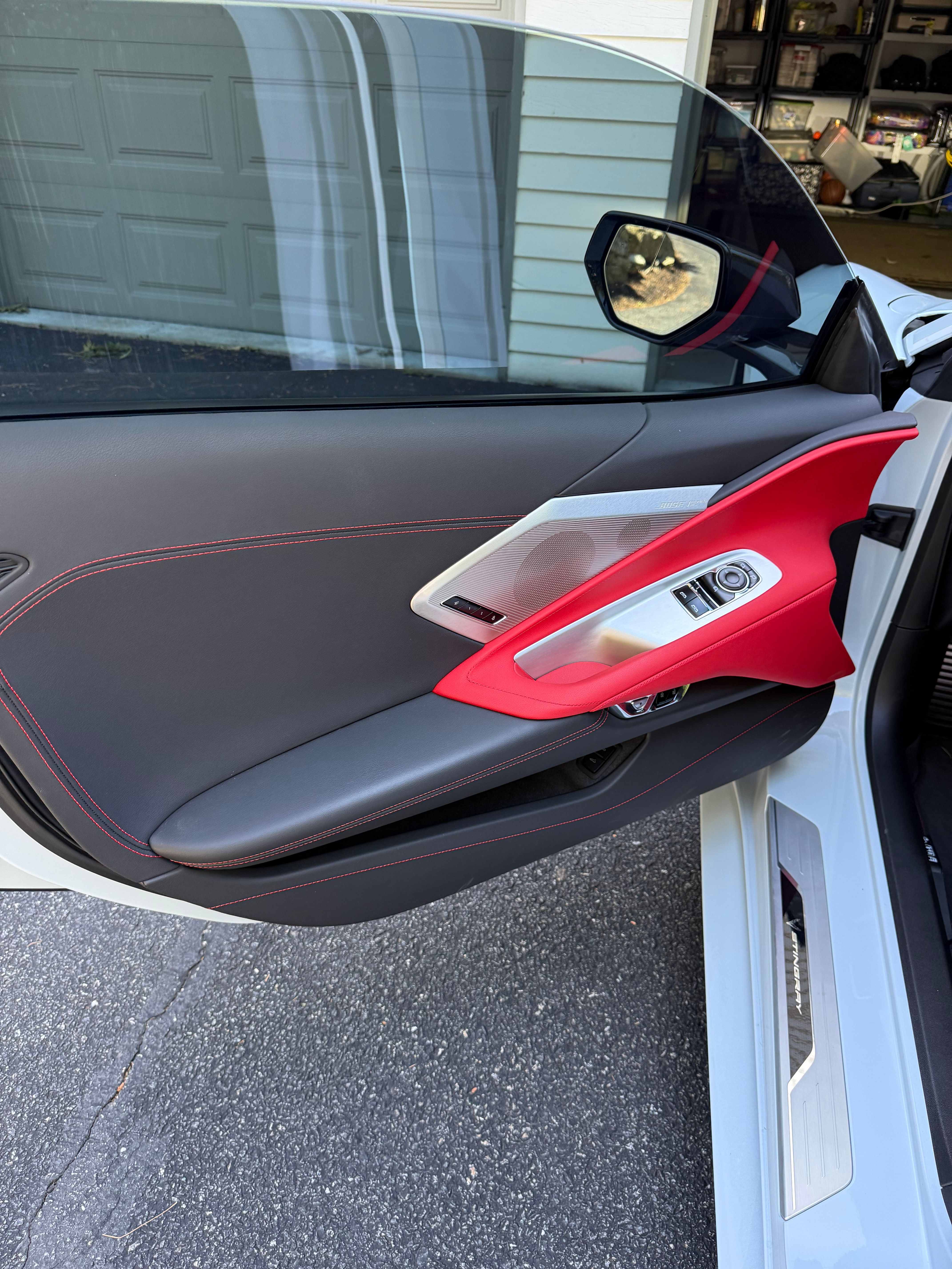 Used 2024 Chevrolet Corvette Stingray Preferred Cpe w/ Z51 Performance Package RWD image 17
