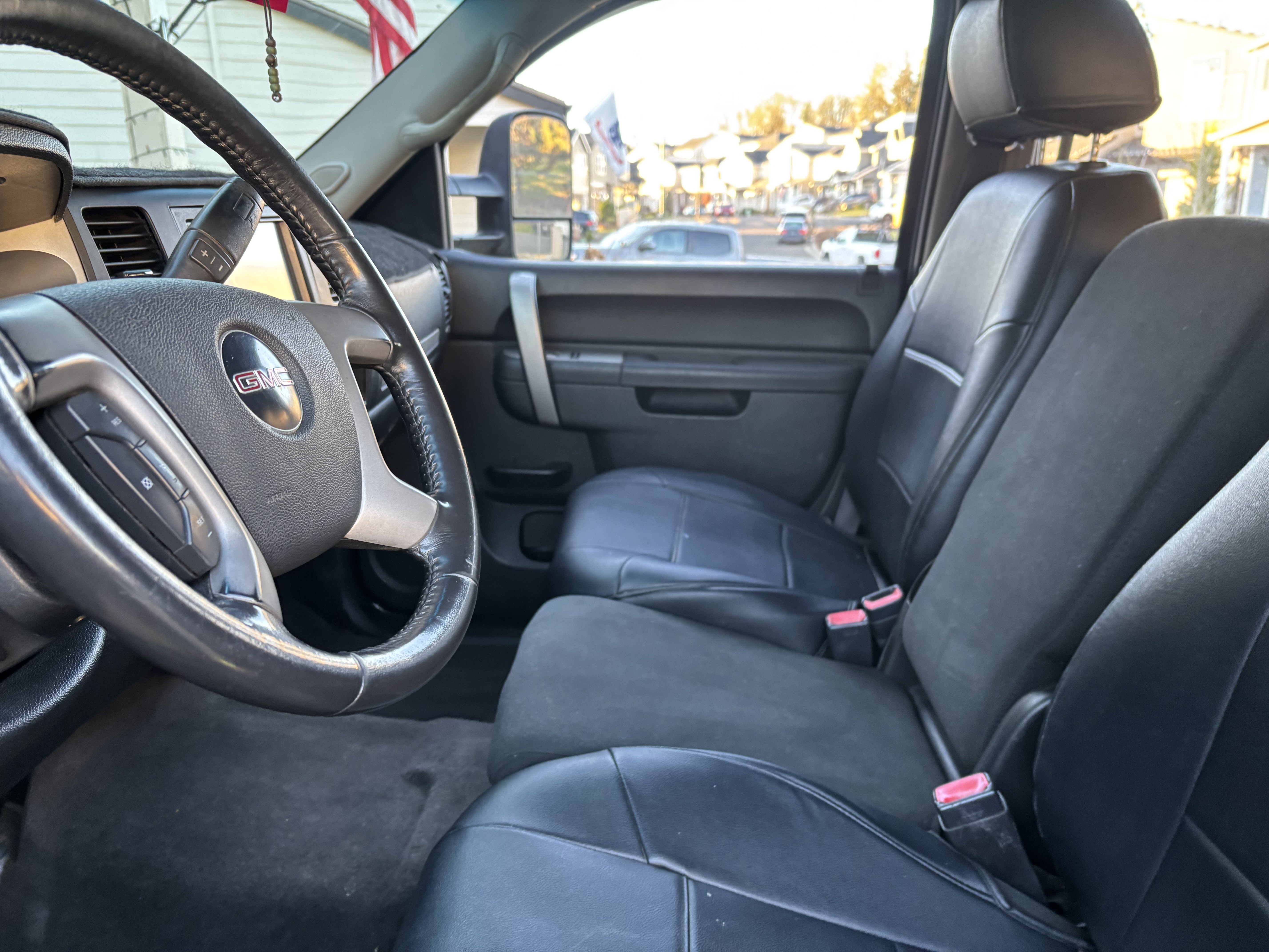 Used 2010 GMC Sierra 2500 SLE AWD/4WD image 13