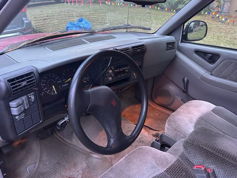 Used 1994 GMC Sonoma 2WD Regular Cab image 6