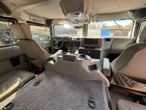 Used 2003 HUMMER H1 Wagon 4D image 15