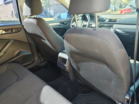 Used 2014 Volkswagen Passat 1.8T S image 15