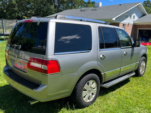 Used 2008 Lincoln Navigator 4WD image 4