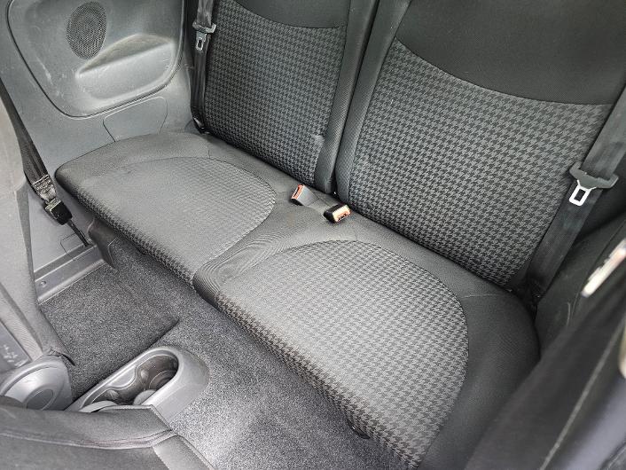 Used 2016 FIAT 500 Easy FWD image 4