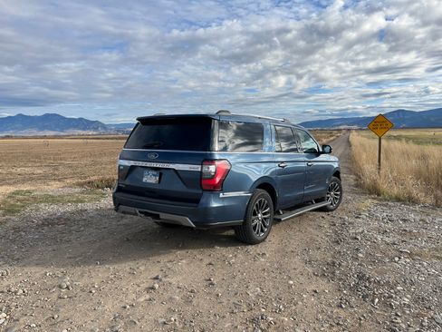 Used 2019 Ford Expedition Max Limited image 2