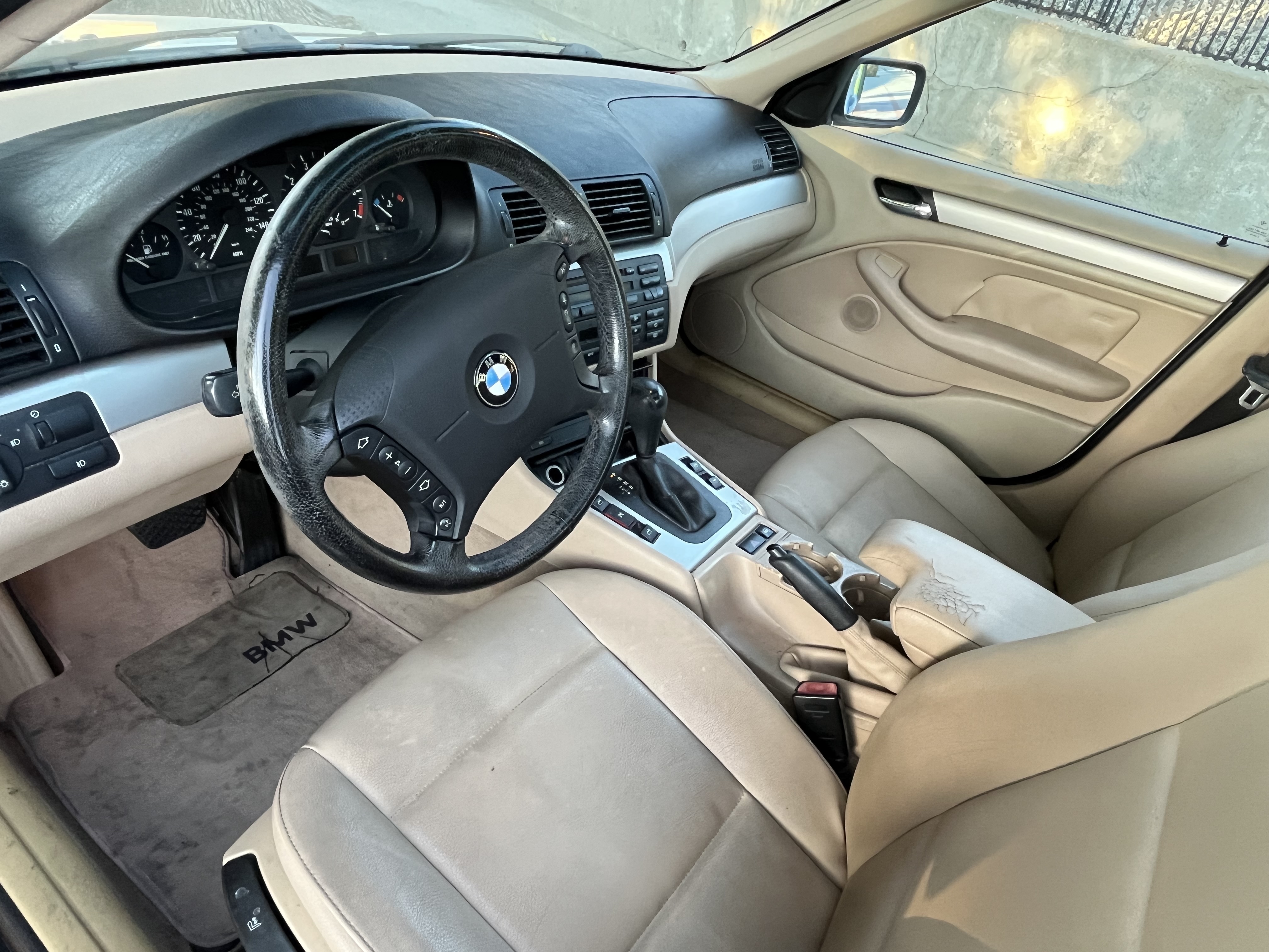 Used 2004 BMW 325i Sedan RWD image 15