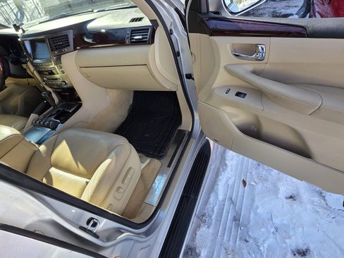 Used 2010 Lexus LX 570 570 Sport Utility 4D image 18