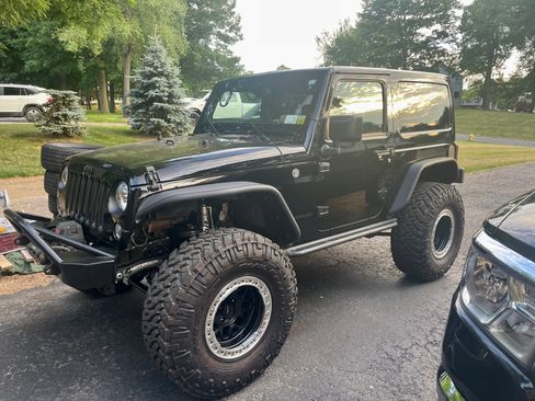 Used 2016 Jeep Wrangler Sport image 1