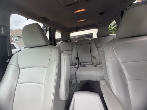 Used 2018 Honda Pilot EX-L image 11