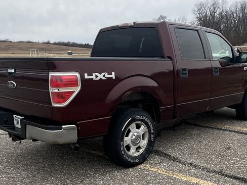 Used 2010 Ford F150 XLT image 11