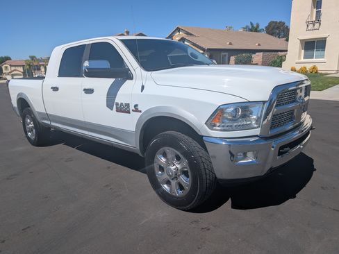 Used 2015 RAM 2500 Laramie image 12