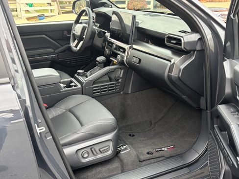 Used 2026 Toyota 4Runner TRD Sport Premium w/ Tow Technology Package image 13