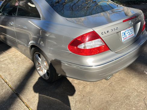 Used 2006 Mercedes-Benz CLK 350 Coupe image 21