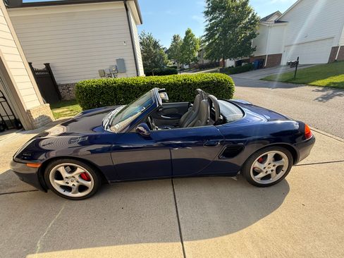 Used 2001 Porsche Boxster S RWD image 11