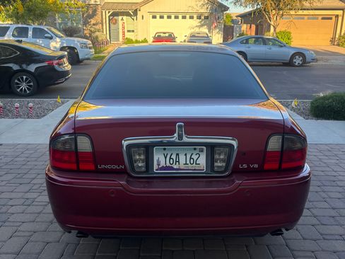 Used 2005 Lincoln LS image 5