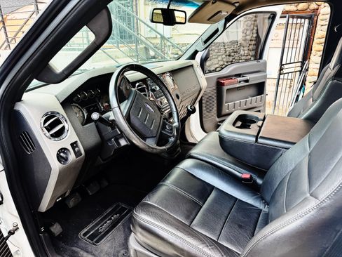 Used 2009 Ford F250 Lariat AWD/4WD image 8