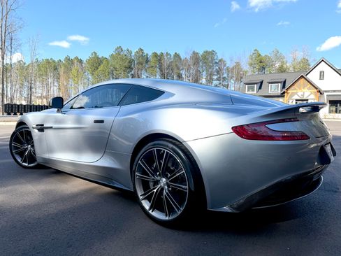 Used 2014 Aston Martin Vanquish Coupe image 5