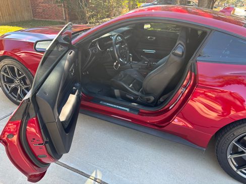 Used 2020 Ford Mustang Premium w/ 2.3L High Performance Package image 9