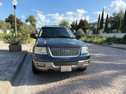 Used 2003 Ford Expedition Eddie Bauer image 2