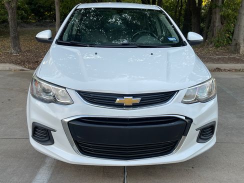 Used 2017 Chevrolet Sonic Premier image 9