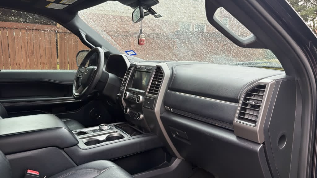Used 2019 Ford Expedition XLT w/ Equipment Group 202A RWD image 10