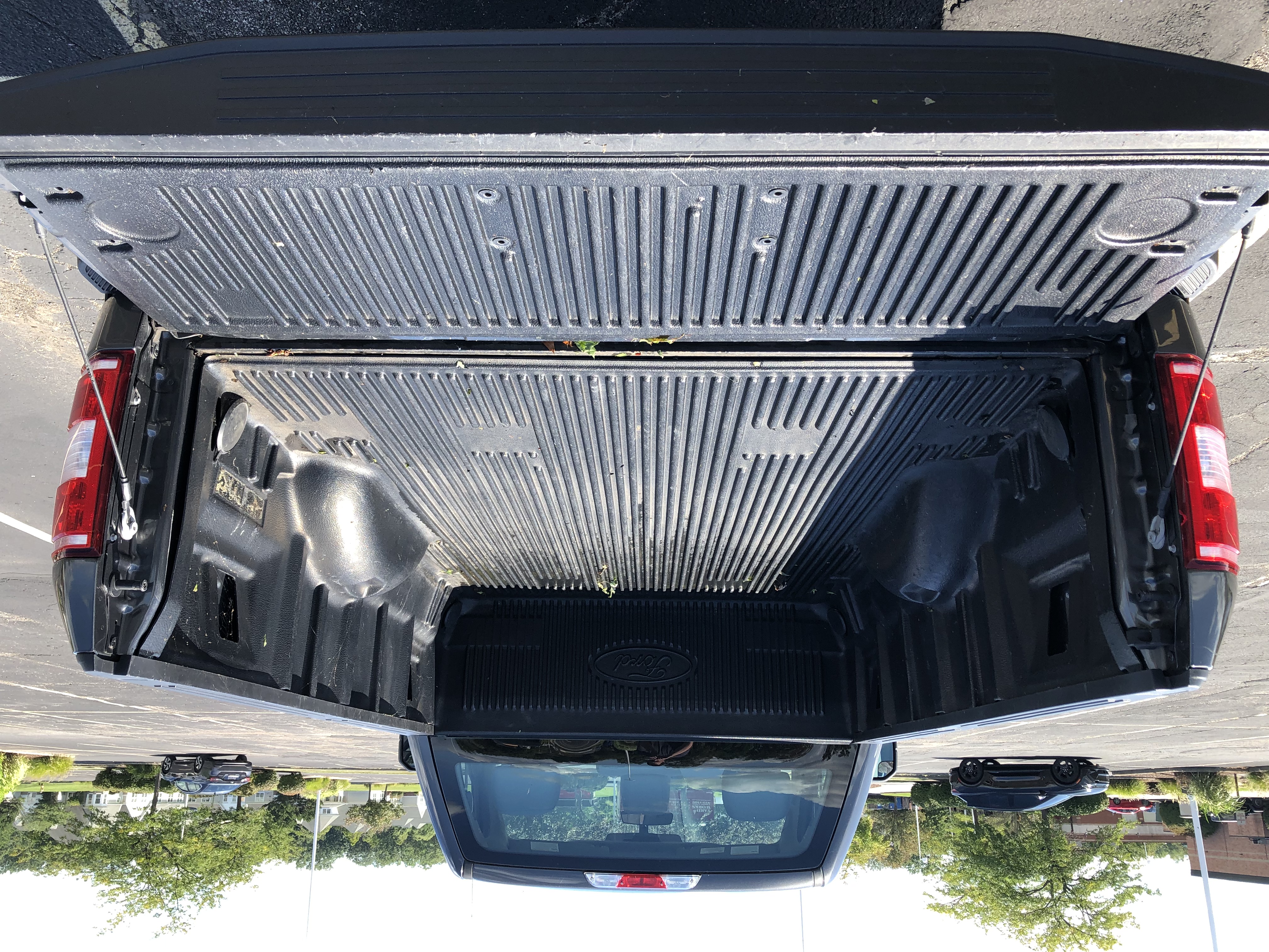 Used 2020 Ford F150 XL w/ Equipment Group 101A Mid RWD image 10
