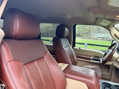 Used 2013 Ford F250 King Ranch image 9