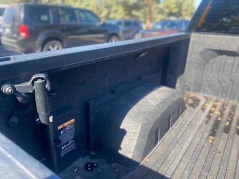 Used 2020 GMC Sierra 1500 AT4 w/ AT4 Premium Package AWD/4WD image 6
