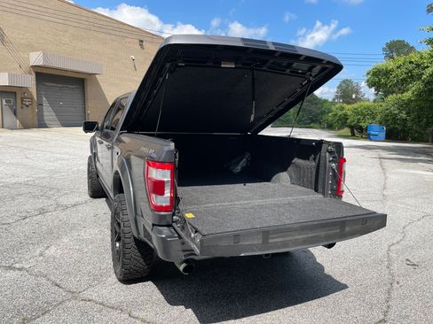 Used 2022 Ford F150 Lariat w/ Equipment Group 502A High AWD/4WD image 17