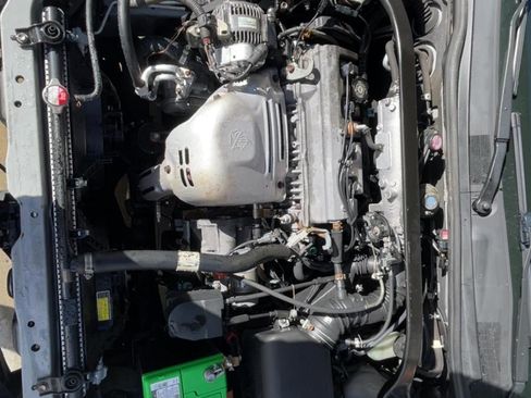 Used 2000 Toyota Solara SE image 13