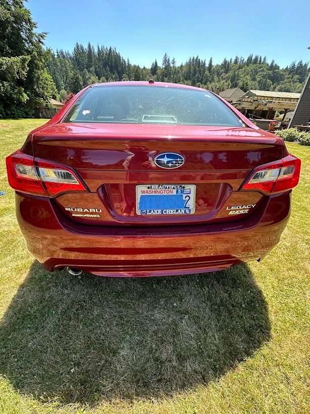 Used 2015 Subaru Legacy 2.5i Limited AWD/4WD image 5