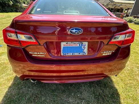 Used 2015 Subaru Legacy 2.5i Limited AWD/4WD image 5