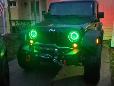 Used 2015 Jeep Wrangler Sport AWD/4WD image 12
