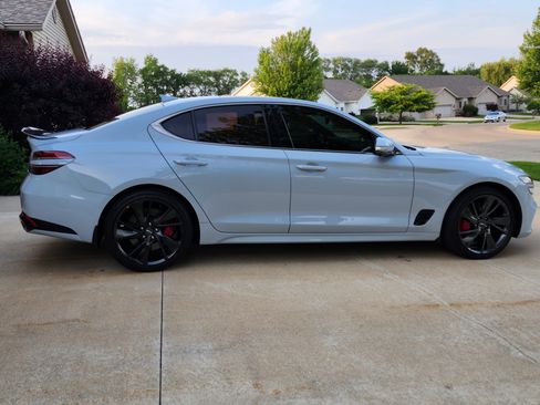 Used 2022 Genesis G70 3.3T w/ Sport Prestige Package image 13