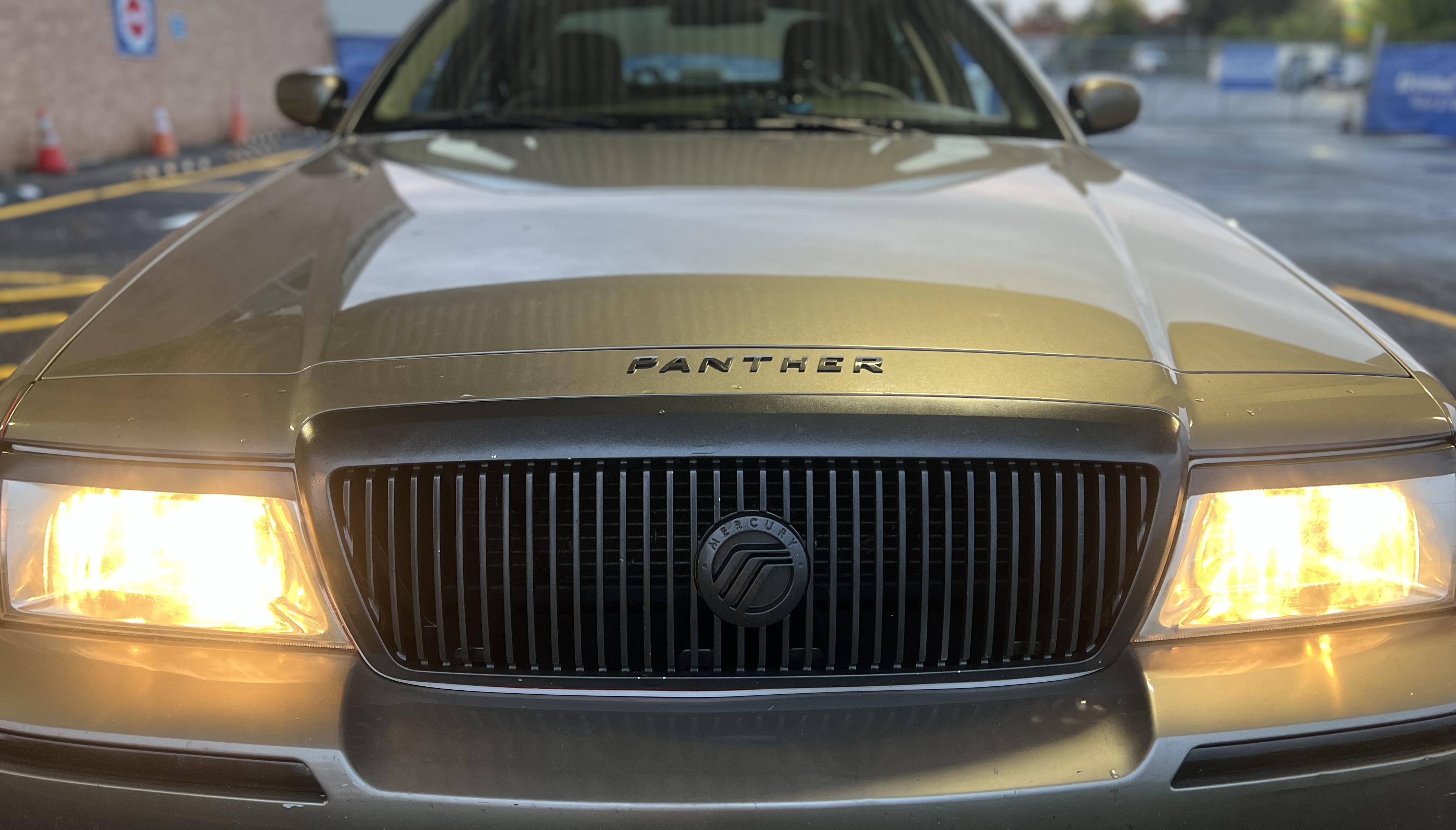 Used 2003 Mercury Grand Marquis GS RWD image 14