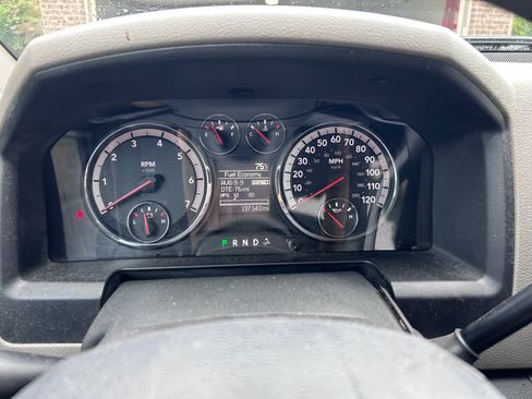 Used 2012 RAM 2500 ST w/ Chrome Appearance Group AWD/4WD image 9