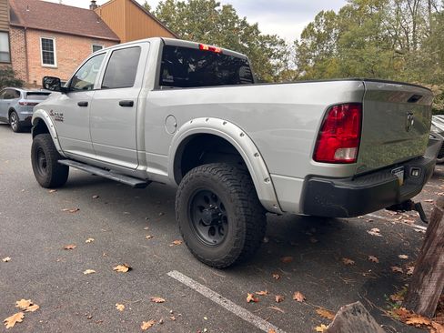 Used 2018 RAM 2500 Tradesman w/ Popular Equipment Group image 4