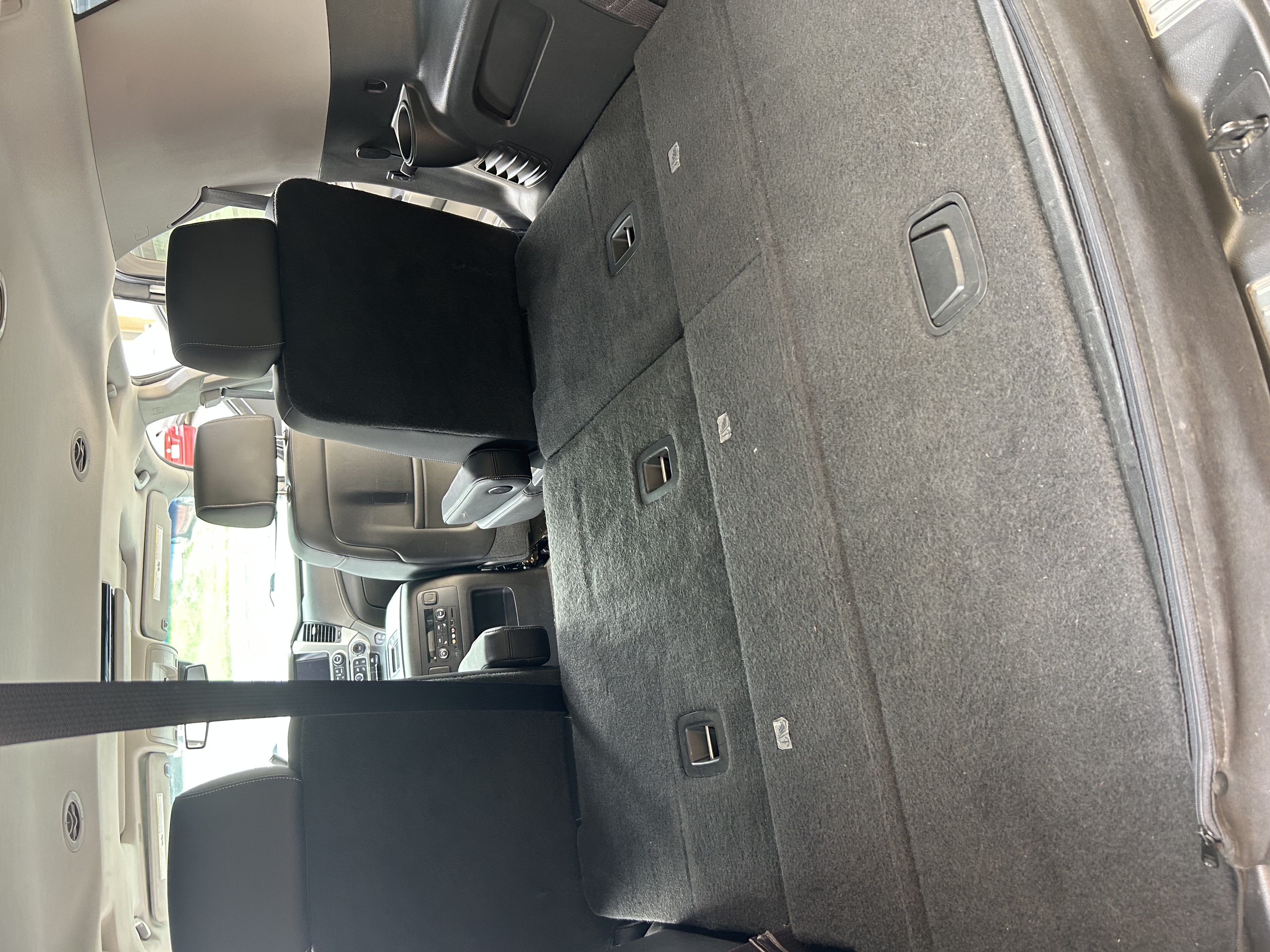 Used 2015 GMC Yukon SLT w/ Open Road Package RWD image 11