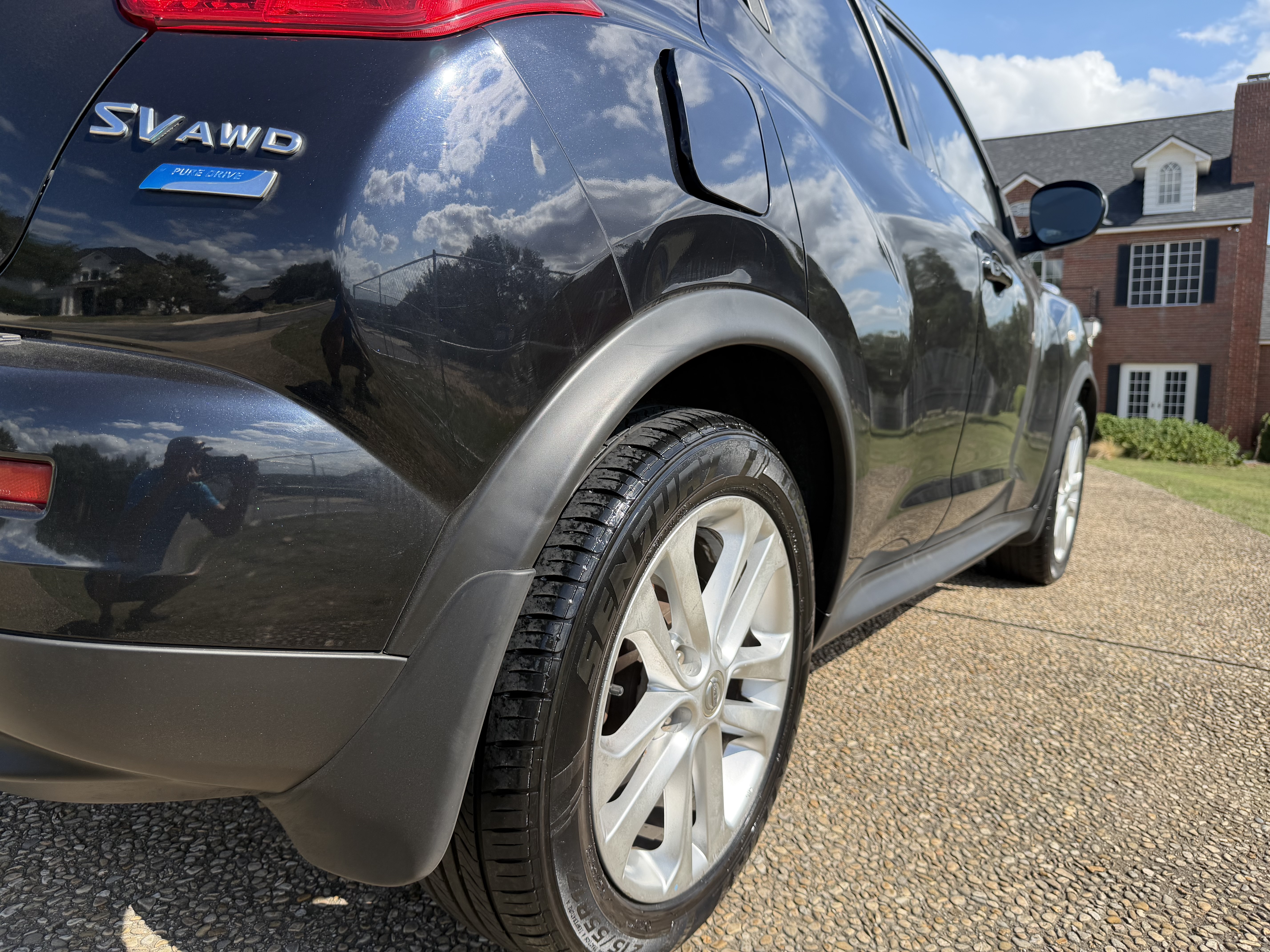 Used 2012 Nissan Juke SV AWD/4WD image 23