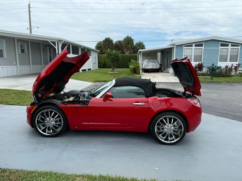 Used 2007 Saturn Sky Roadster 2D image 5